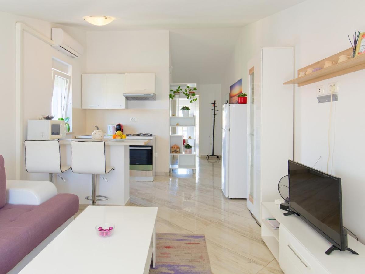 Apartments Goran By Rent Istria Umag Kültér fotó